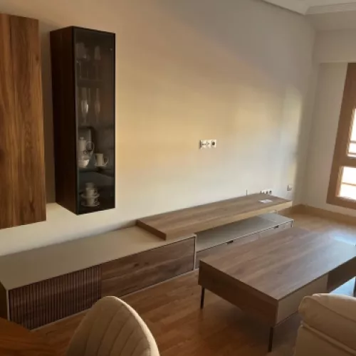 Salon en roble arizona con arena
