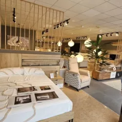 Zona de exposición dentro de la tienda de David de Rueda